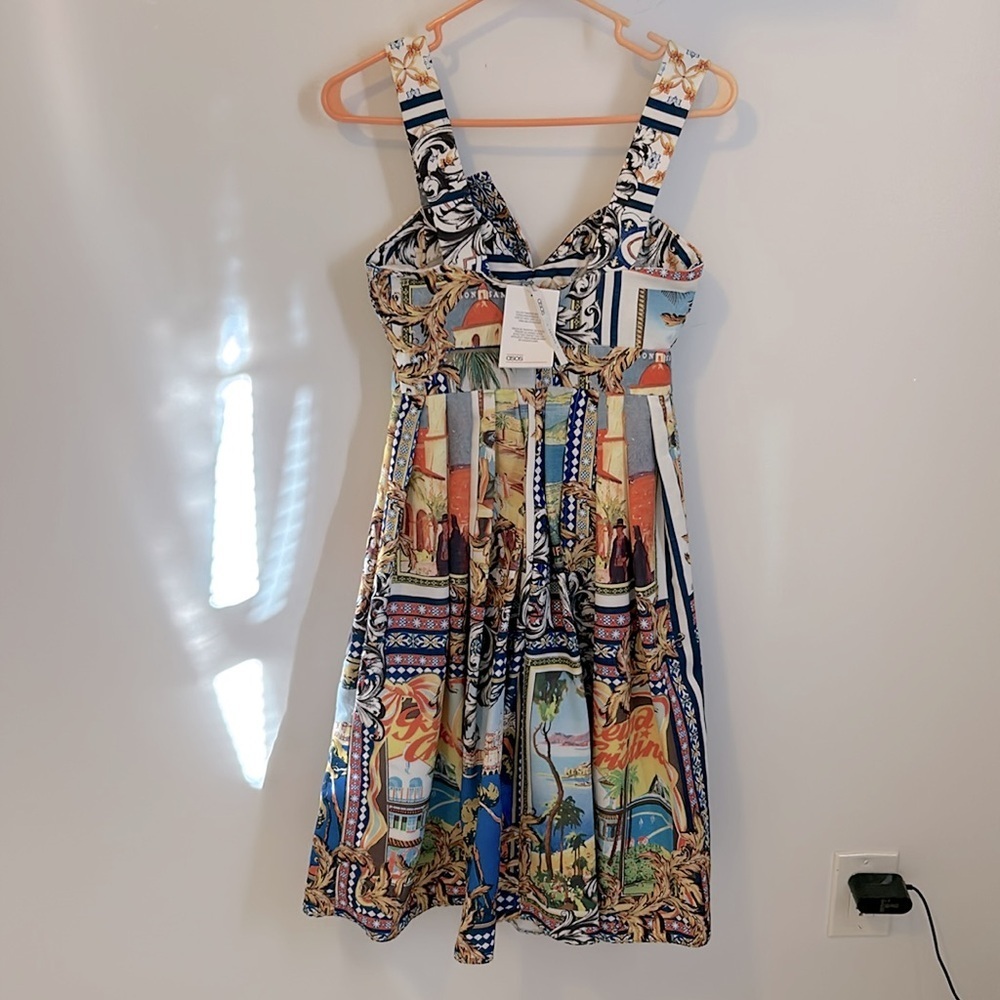 Multicolor Printed Tie-Front Sundress - Picture 4 of 13